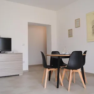 https://dama-bianca.in-sardinia.net